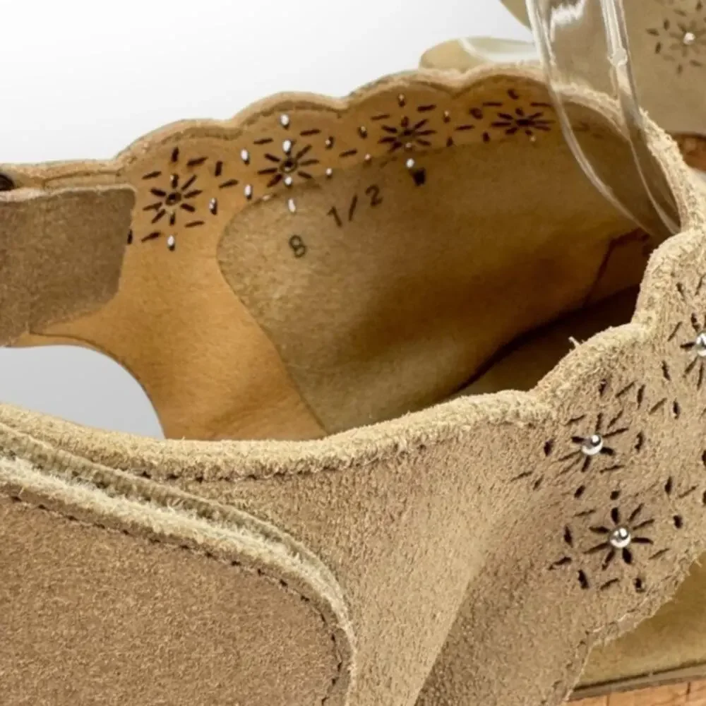 Sesto Meucci Sandals 8.5 Tan Suede Laser Cut‎ Floral Studded Wedge Boho Italian